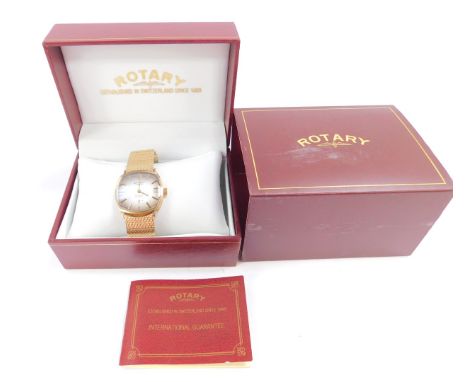 A Rotary gentleman's 9ct gold cased wristwatch, c1996, brown dial bearing batons, subsidiary seconds dial and date aperture, 
