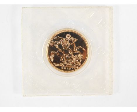 A Queen Elizabeth II gold sovereign 2010, 8.0g.