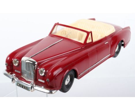 Triang Minic Bentley Continental, 1/20 scale, plastic body, battery operated(untested) maroon body, cream interior (missing r