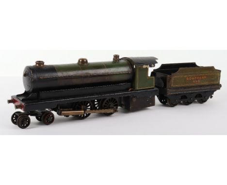 Bowman live steam 4-4-0 Southern locomotive and tender, engine and Southern 453 six-wheel tender in green livery, some repain