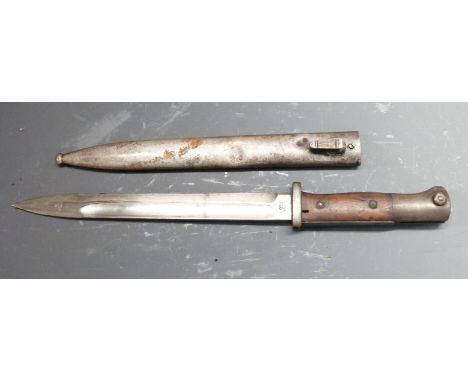 German 84/98 pattern bayonet with flashguard, Erfurt to ricasso, 15.U.1.5 to guard, 25cm fullered blade, with scabbard