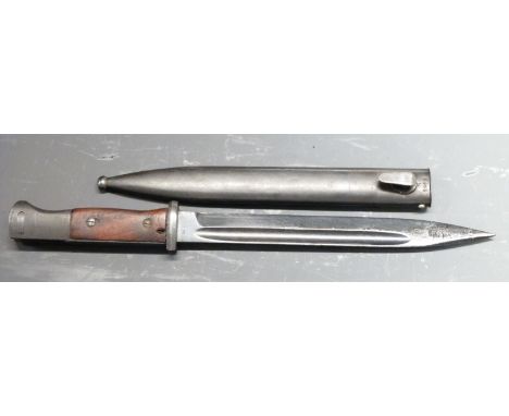 German 84/98 pattern bayonet with flashguard, 7459 42 ASW to ricasso, 25cm fullered blade, with scabbard