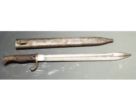 German 1898/05 pattern sawback bayonet, later type with trimmed muzzle ring and flashguard, some clear stamps, Waffenfabrik t