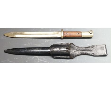 German 84/98 pattern bayonet with flashguard, Move Werk to ricasso, 25cm fullered blade, scabbard and frog