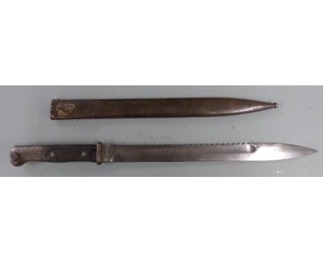 German S 1914 pattern sawback bayonet indistinctly marked Samson Werk to ricasso, with shaped wooden grips, 31cm sawback blad