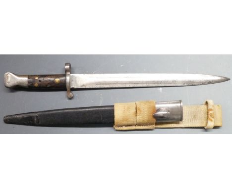 British 1888 pattern Mk1 bayonet first type, indistinct stamp to ricasso, 30cm blade, with scabbard and frog