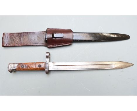 Austrian 1895 pattern Mannlicher bayonet, clear stamp to ricasso, 24cm fullered blade, with scabbard and frog