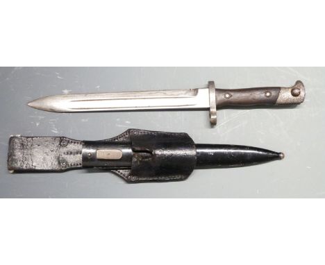 German 1871/84 pattern bayonet with CEWG to ricasso and IN73944 to crosspiece, 24cm fullered blade, scabbard and frog