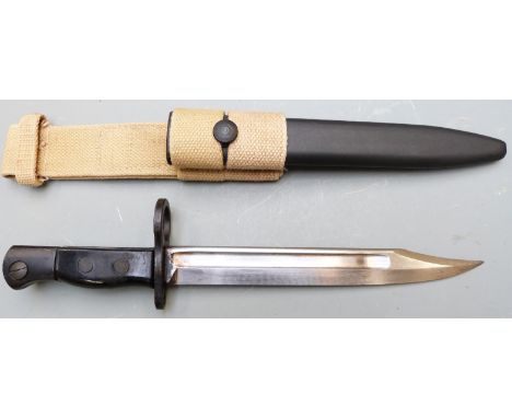 British No5 Mk1 bayonet with 20cm fullered bowie blade, scabbard and frog&nbsp;