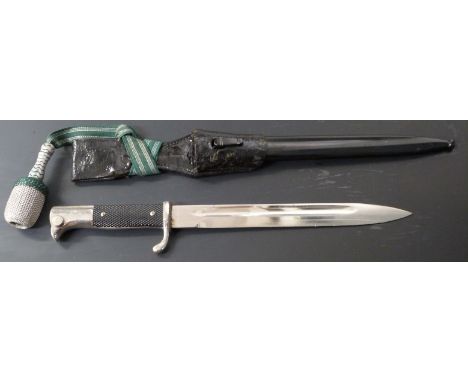 German KS98 pattern bayonet Eickhorn maker's mark to ricasso, 25cm fullered blade with dress knot, scabbard and frog