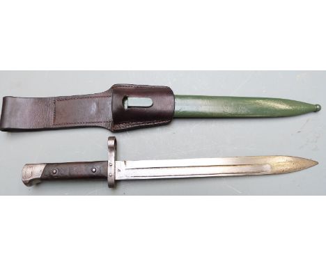 Austrian 1895 pattern Mannlicher bayonet, CEWG to ricasso, H8121 to crosspiece, with 25cm fullered blade, scabbard and frog