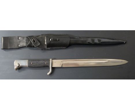 German KS98 pattern bayonet with Puma maker's mark to ricasso, 26cm fullered blade, scabbard and frog