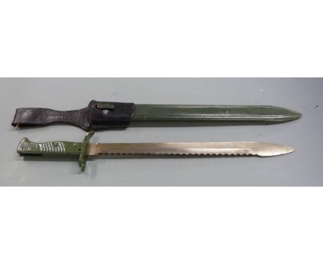 German 88/98 pattern Ersatz all steel version of the 98/05 sawback bayonet, with grooved grip, 35.5cm sawback blade and accep