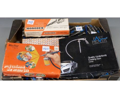 A quantity of panel beating/spraying tools many by Sykes Pikavant in boxes