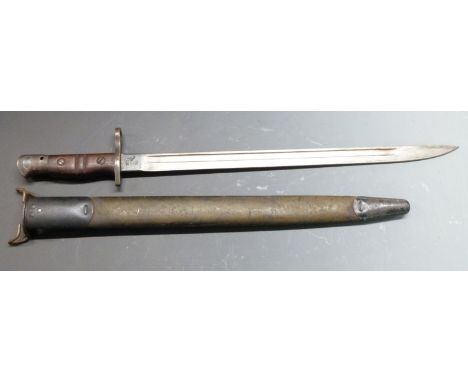 American 1917 pattern sword bayonet with some clear stamps to ricasso, 43cm fullered blade, scabbard and frog