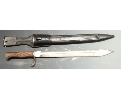 German 1898/05 pattern sawback bayonet, early type with part muzzle ring and no flashguard, some clear stamps, C G Haenel mak