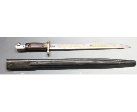 British 'Indian' pattern No1 Mk2 bayonet, some clear stamps including RFI to ricasso, 30.5cm blade and scabbard