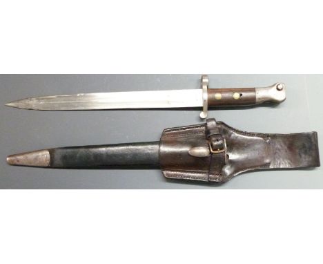 British 1888 pattern bayonet, Mk1 second type, with some clear stamps to ricasso, 30cm blade,&nbsp;with scabbard and frog