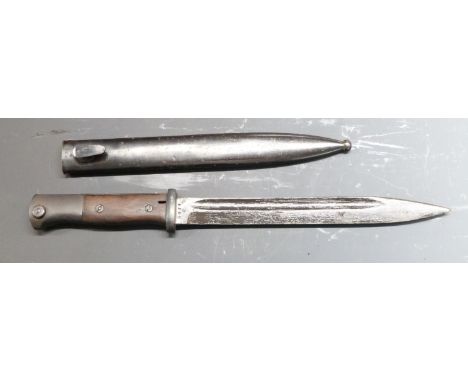 German 84/98 pattern bayonet, 43FNJ 5171 to ricasso, 25cm fullered blade, with scabbard stamped 9636