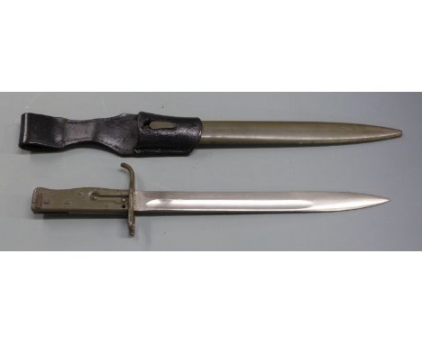 German 88/98 pattern Ersatz all steel knife bayonet with pressed steel hilt and upswept quillon, 31cm fullered blade, scabbar