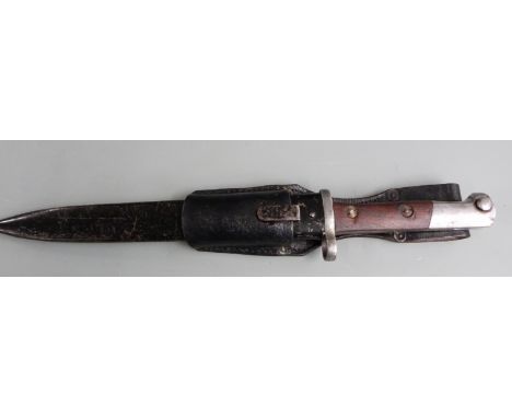 Austrian export Mauser bayonet for Egypt stamped F22559 to pommel,&nbsp;25cm blade, with scabbard and frog