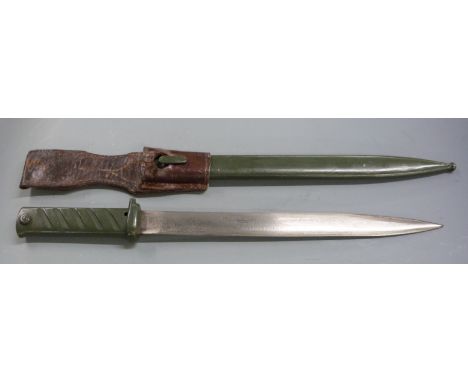 German 88/98 pattern Ersatz all steel knife bayonet with five grooved hilt, 31cm unfullered blade, scabbard and frog