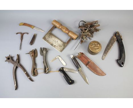 Miscellaneous Vintage Items. This lot includes various sized penknives (approx 20), a hunting knife, three metal boxes, two c
