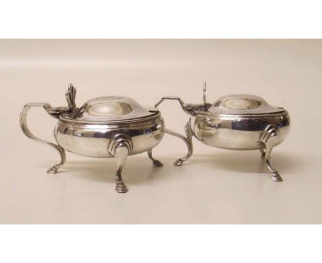Pair of George III silver lidded cushion mustard pots. Condition report: see terms and conditions
