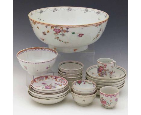 Chinese export porcelain mandarin palette bowl, 30cm, five teabowls and saucers, a coffee cup and saucer, slop bowl, six othe