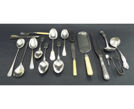 Extensive collection of silver plated items to include epergne, spirit kettles, entree dishes etc