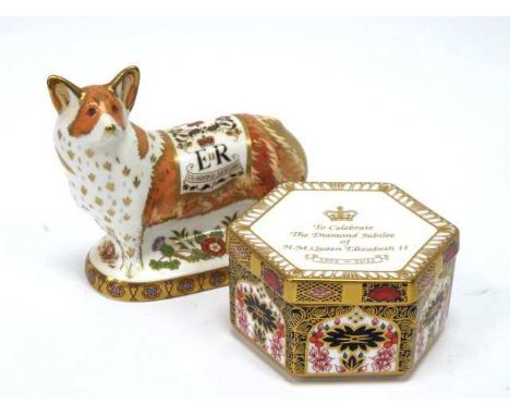 A Royal Crown Derby Porcelain Paperweight 'Royal Corgi Diamond Jubilee', No 488 of a limited edition of 500, date code for 20