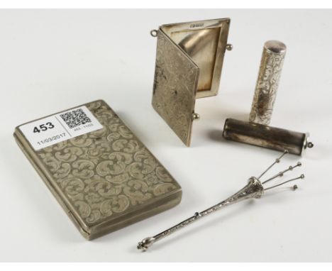 Early 20th century Continental white metal rectangular hinged visiting card case stamped 830, matching miniature folding phot