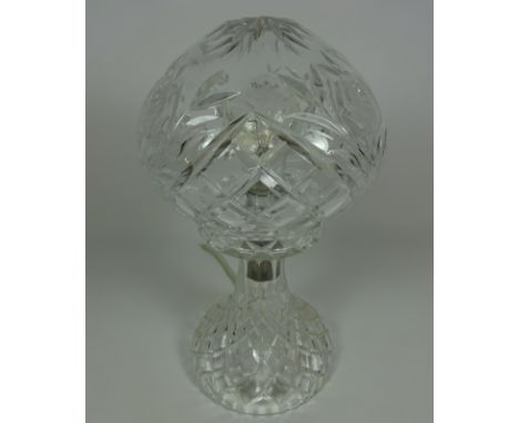 Crystal table lamp H31cm    Condition Report   Click here for further images, condition, auction times & delivery costs