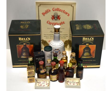 Two boxed Wade Bell's scotch whisky Christmas decanters 1992 and 1994, a Wade Bell's scotch whisky Royal Decanter commemorati