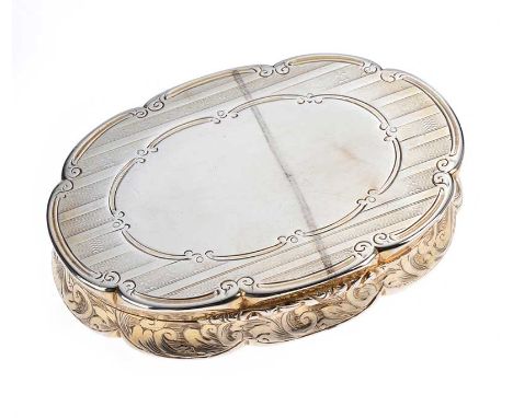 ENGRAVED SILVER OVAL SNUFF BOX WITH A GILT FINISH INTERIOR, BIRMINGHAM 1846MAKER: WILLIAM & EDWARD TURNPENNYWIDTH: 3 INCHES D