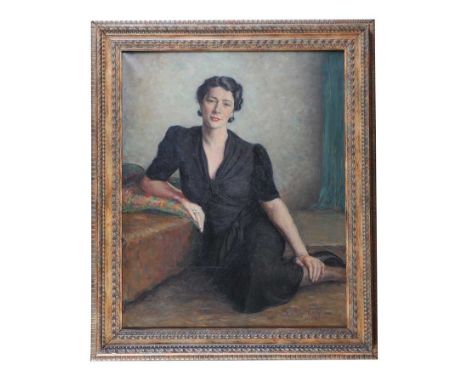 PORTRAIT OF MRS HILDA HANNT M.B.EOIL ON CANVASSIGNED EILEEN AYRTON H.M. RUA. U.WA.IN GILT WOOD FRAME 36 x 28 INCHES GOOD COND