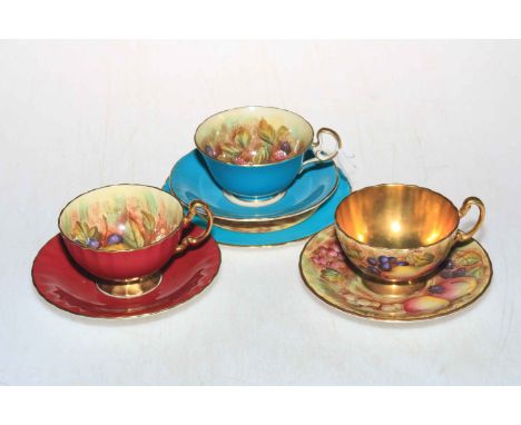 Aynsley signed D Jones fruit cups and saucers (7).