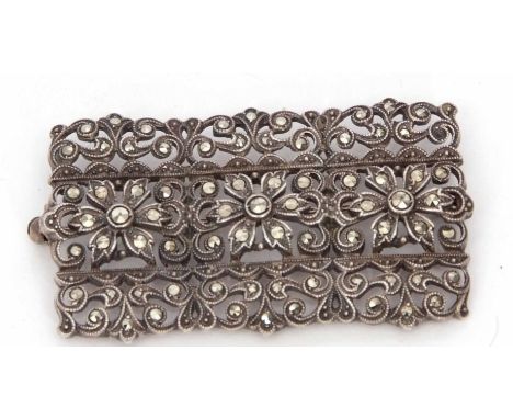 Vintage marcasite plaque brooch, pierced with floral scroll design, 45 x 25mm  