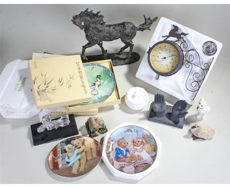 Mixed job lot of commemorative plates, figurines, a wall mounted thermometer and ornamental horse etc. (qty)