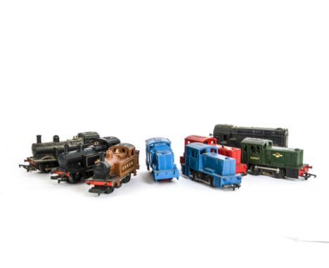 Tri-ang Railways 00 Gauge unboxed Steam and Diesel Locomotives, BR black 0-6-0 'Jinty' (2), brown 'Railway Children' GN7SR 0-