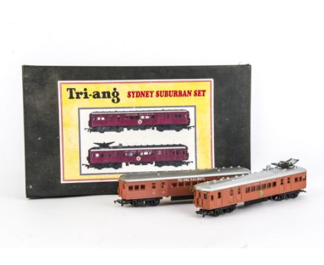 Tri-ang Australian built 00 Gauge Sydney Suburban Set, comprising Power and Dummy Trailer both with pantographs and centre ca