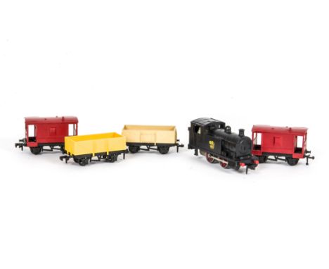 Hornby-Dublo 00 Gauge 2-rail late issue Starter trains, comprising unboxed BR black 0-4-0 Tank engine, yellow open truck, buf