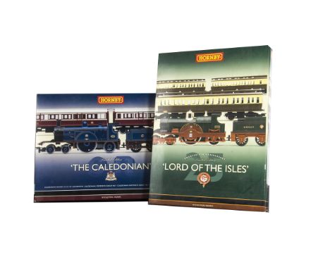Hornby China 00 Gauge Train Packs, boxed limited edition duo comprising R2560 Lord of the Isles, including Dean Single Lord o