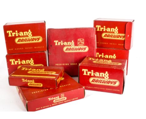 Tri-ang Railways 00 Gauge 'Victorian' Engine Sheds Level Crossings and Turntables,  R45 Electric Turntables (2), R161 Ore Ope