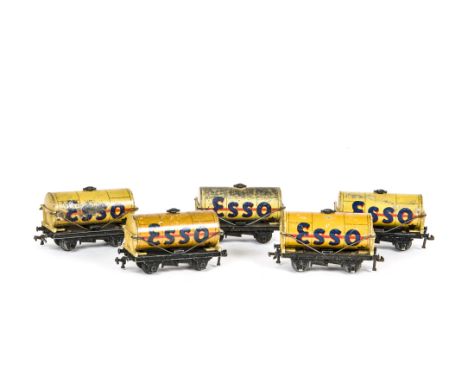 Hornby-Dublo 00 Gauge 3-Rail early Post-war buff ESSO  tank Wagons, all unboxed P-G (5)