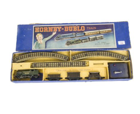 Hornby-Dublo 00 Gauge 3-Rail Pre-war SR Goods Train set, comprising post war SR green 0-6-2 Tank 2594, pre-war Open Wagon, Va