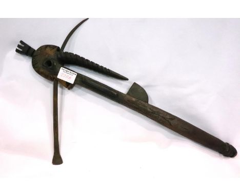 Carved East African tribal axe. P&amp;P Group 2 (£18+VAT for the first lot and £3+VAT for subsequent lots) 