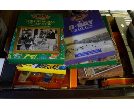 A mixed lot of assorted vintage toys to include Cameo D-Day collection diecast versicles etc  