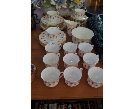 A Royal Doulton floral tea service 