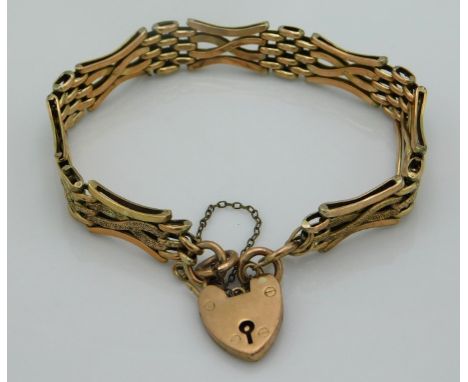 A 9ct gold four bar gate bracelet, 7in long, 11.5g